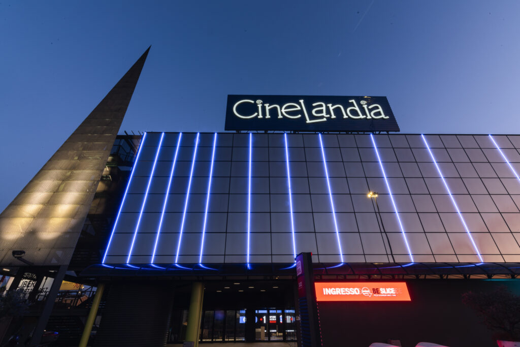 Esterni_Cinelandia_4194